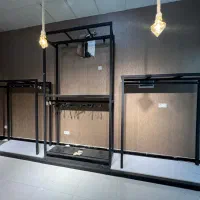 رگال و اتاق پرو مغازه