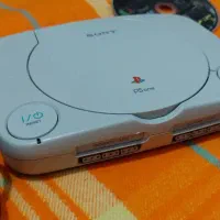 پلی ۱ اک کلکسیونی