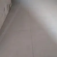 نصب اسلپ ،سرامیک کف و بدنه به صورت چسبی و دوغ ابی|خدمات پیشه و مهارت|کرج, گوهردشت|دیوار
