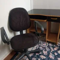 میز تحریر و صندلی گردان