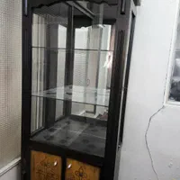 بوفه شیشه ای چراغ دار