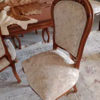 مبل و میز ناهارخوری