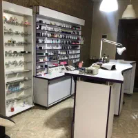 میز ناخن  به همراه کمد و استند و صندلی مژه|آرایشگاه و سالن‌های زیبایی|فردیس, داوری|دیوار