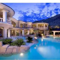 خانه ویلایی دوطبق درب حیاط