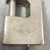 قفل کتابی اصل