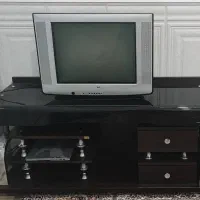 تلویزیون ال جی و میز تلویزیون