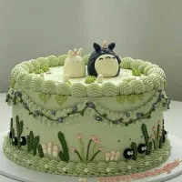 کیک خانگی و خامه ای