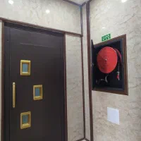 95 متر / کلید نخورده فروشنده واقعی چیتگر