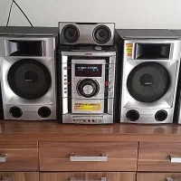 غول سونی جی ان ۱۱۱