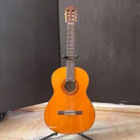 گیتار یاماها c40