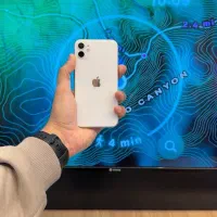 گوشی موبایل iphone 16 باتری ۱۰۰ درصد سفید