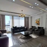 خیابان-عبید-زاکانی-90-متر-فول-عروسک