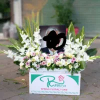 تاج گل باگلهای طبیعی|خدمات پذیرایی، مراسم|اردبیل, |دیوار