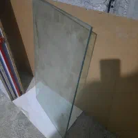 شیشه هشت  میل مخصوص طبقات قفسه