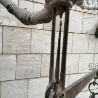 ترازوی کفه ای قدیمی