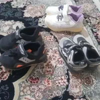 سه جفت کفش نونو