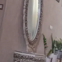 اینه و میزش درحدنو بفروش میرسد