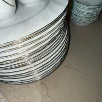 سرویس چینی ۱۸ نفره ۶۰ پارچه ایرانی  برند هلن