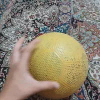دوعدد توپ سالم وسلامت ب فروش میرسد