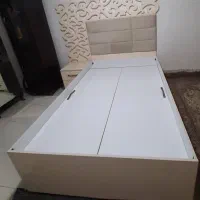 تخت خواب یک و نیم نفره هایگلاس