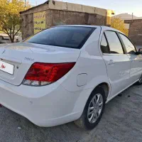 دنا|خودرو سواری و وانت|صحنه, |دیوار