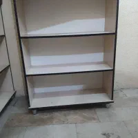 قفسه چوبی کتاب