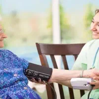 پرستار سالمند پارکینسونی