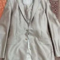 کت شلوار|لباس|قم, نیروگاه|دیوار
