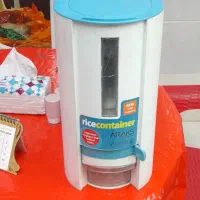 سطل برنج سالم وتمیز