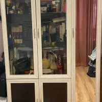 کتابخانه و کمد در حد نو