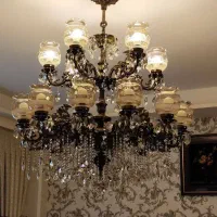 لوستر دو طبقه ی ۱۸ شاخه عتیقه با قدمت ۵۰ ساله