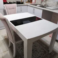 میز غذاخوری 6 نفره در حد نو