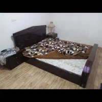 تخت خواب دو نفره، تشک 180 و کمد،میز آرایش و آینه|تخت و سرویس خواب|خوی, |دیوار