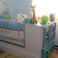 حراج تخت کودک و نوجوان و ۴ کمد