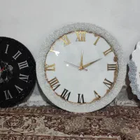 ساعت رزینی باطرح رنگ دلخوامطابق بارنگ فرش ومبل شما