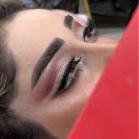 آموزش صفرتاصد تخصصی میکاپ و موبایل گرافی