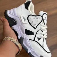 کفش عمده از تولید به توزیع