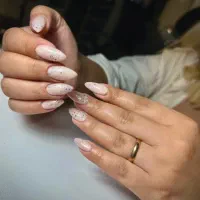 خدمات کاشت ناخن (کوی چمران)فقط ۲۵۰|خدمات آرایشگری و زیبایی|رشت, پیرکلاچای|دیوار