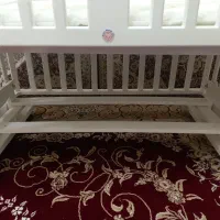 تخت وگهواره نوزاد