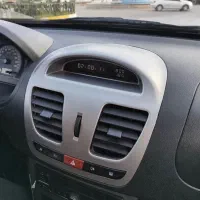ساعت کوییک ساینا به همراه قاب دورش