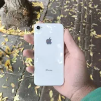 گوشی آیفون8