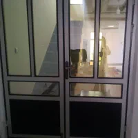 درب آلومینیومی در حد نو