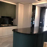 واحد-اداری-نوساز-با-معماری-مدرن-سازه-برند