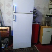 یخچال آزمایش