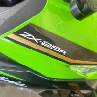 موتورسیکلت کاواساکی ZX25r