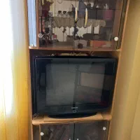 تلویزیون وبوفه