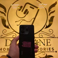 Note 14 به رنگ مشکی در حد