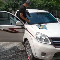 مرکز تخصصی شیشه دودی ،برچسب و شبرنگ‌حسین