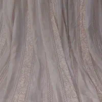 پرده جنس خوب میباشد