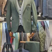 فروشگاه کت و شلوار. کفش .کمربند. کراوات|لباس|زنجان, |دیوار